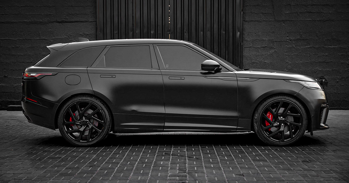 Luxury car available for rent in Dubai