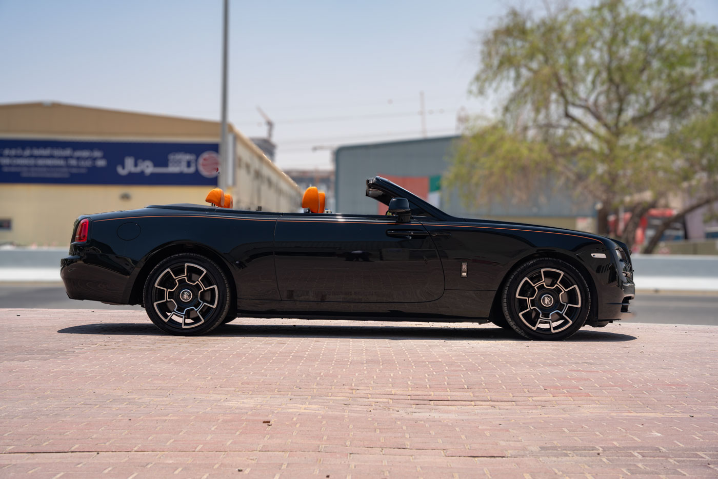 Rolls-Royce Dawn Diamond Black 2024 photo 2