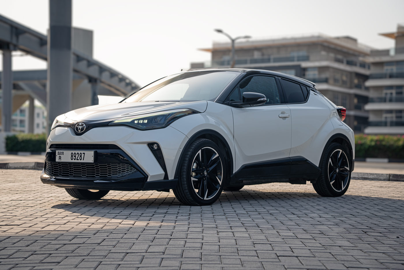 Foto 1 von Toyota C-HR GR Sport Hybrid 2024