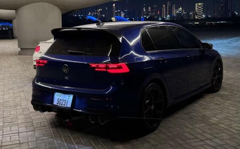 Luxury car available for rent in Dubai