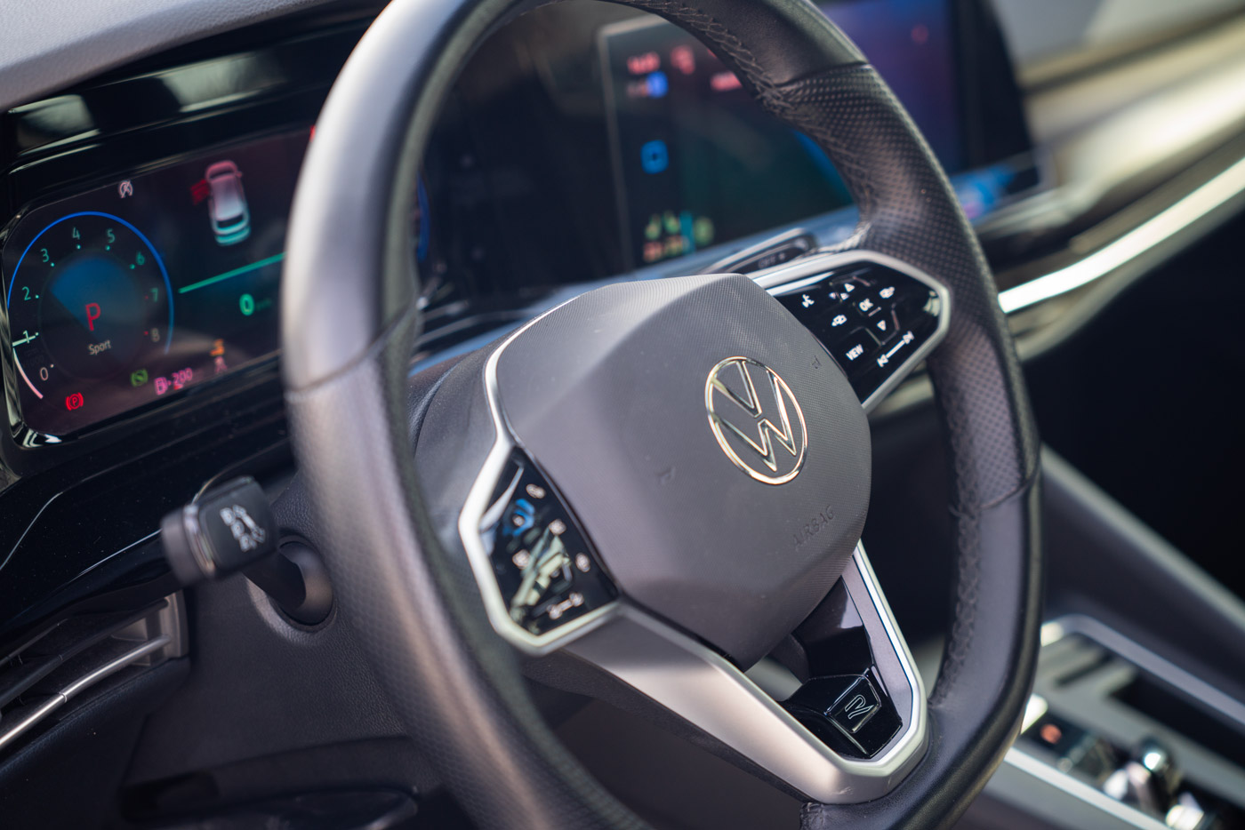 Volkswagen Golf 8 R-Line 2024 photo 6