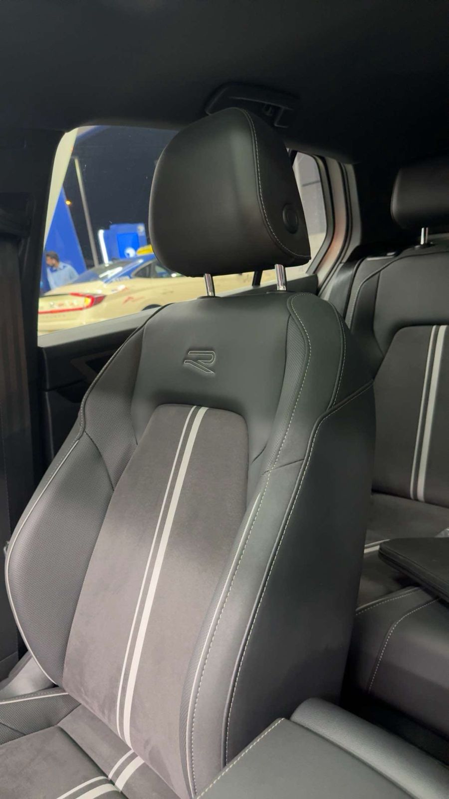 Luxury car available for rent in Dubai