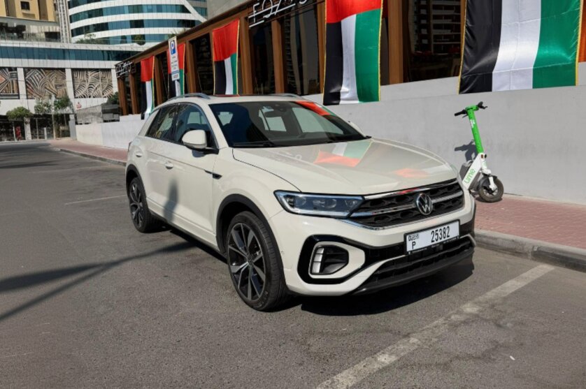 Foto 1 di Volkswagen T-Roc