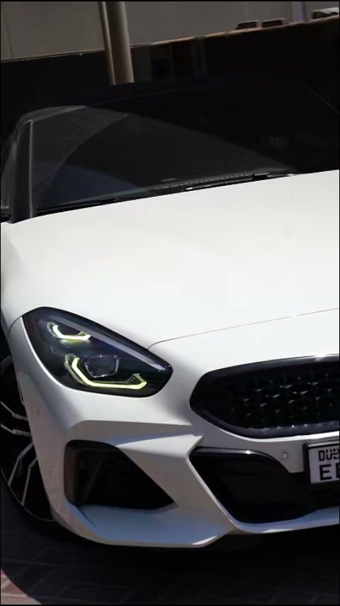 BMW Z4 M40i 2024 (雪山白)