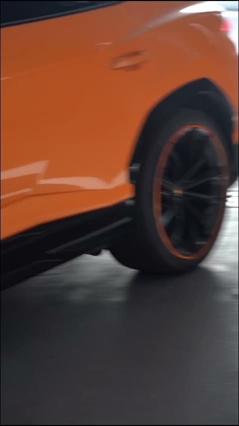 Lamborghini Urus 2023 (Arancio Borealis)
