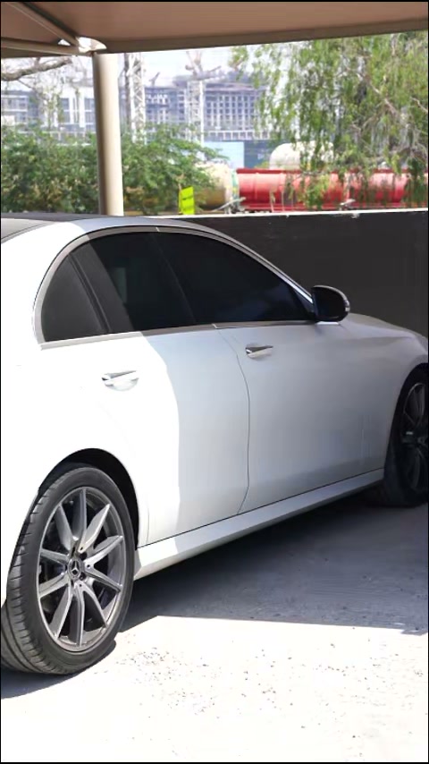 Mercedes E-Klasse E200 2024 (MANUFAKTUR Moonlight White Metallic)